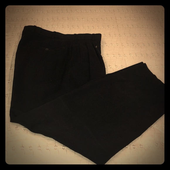 Men’s Suit - Picture 5 of 6